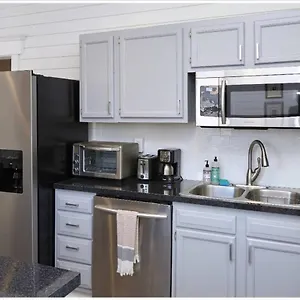 Heart Of Highlands 3br Loft Bed & Breakfast Louisville